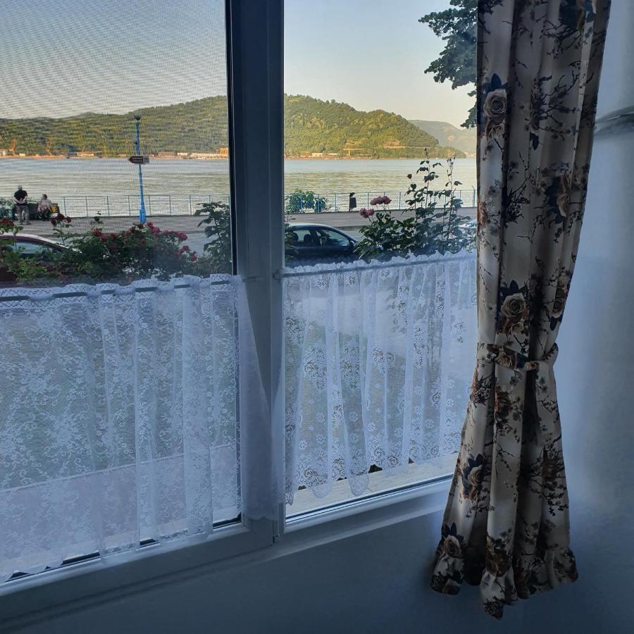 Apartmán Sendy Orşova Exteriér fotografie