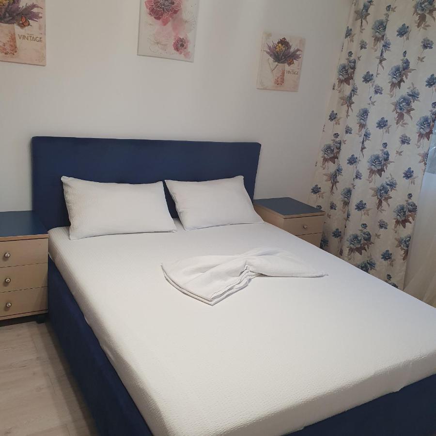 Apartmán Sendy Orşova Exteriér fotografie