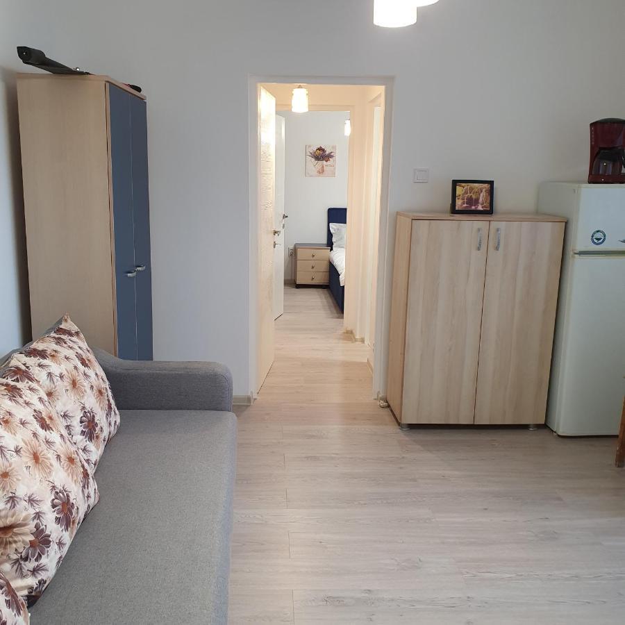 Apartmán Sendy Orşova Exteriér fotografie